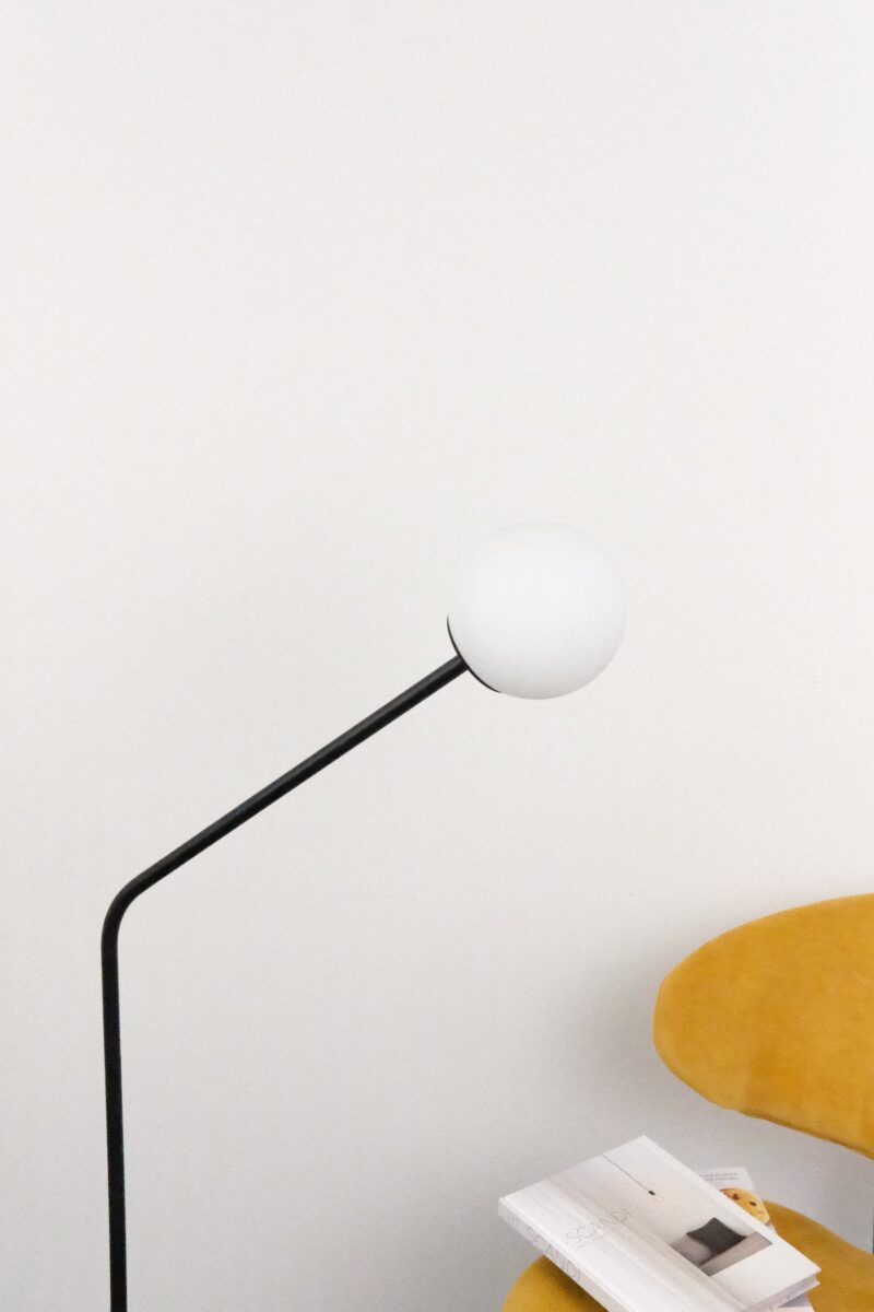 Contemporary Floor Lamp With Glass Shade & Marble Base – Black & White 124cm – Ex-Display