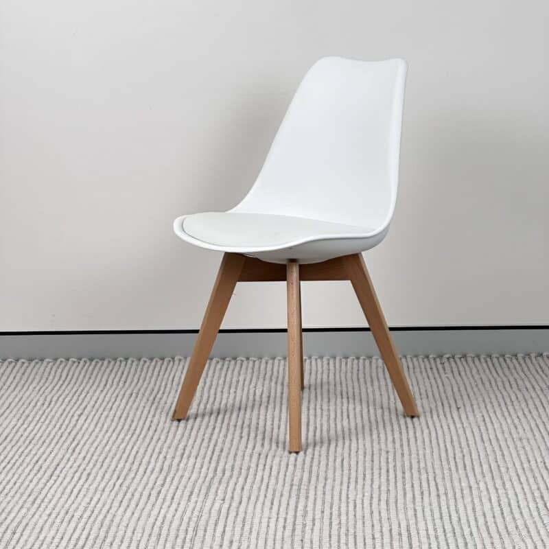 Stylish and Comfortable Scandinavian Dining Chair – White & Oak – Ex-Display